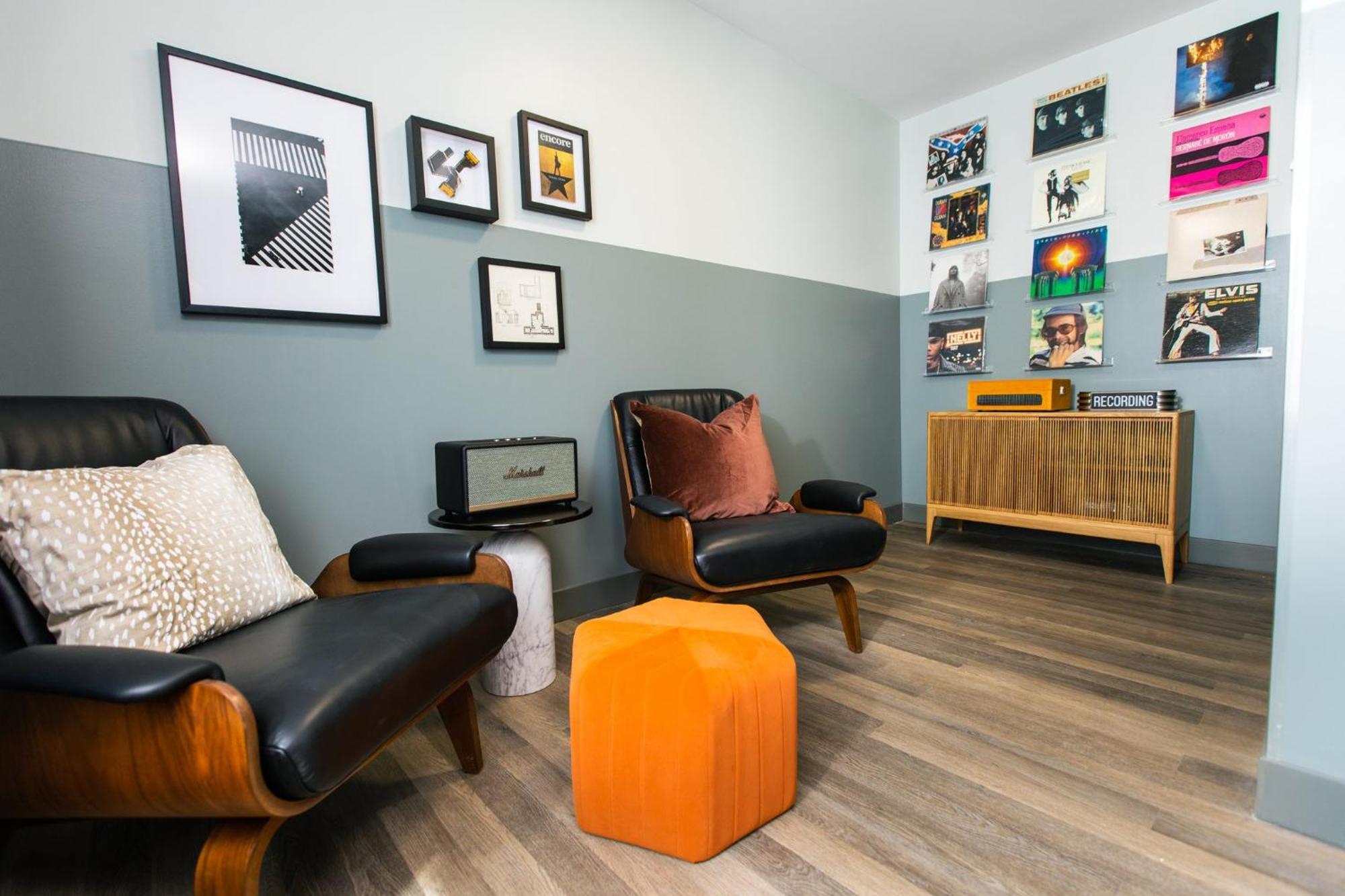 Voco The Darwin - Atlanta Midtown By Ihg Hotel Екстериор снимка
