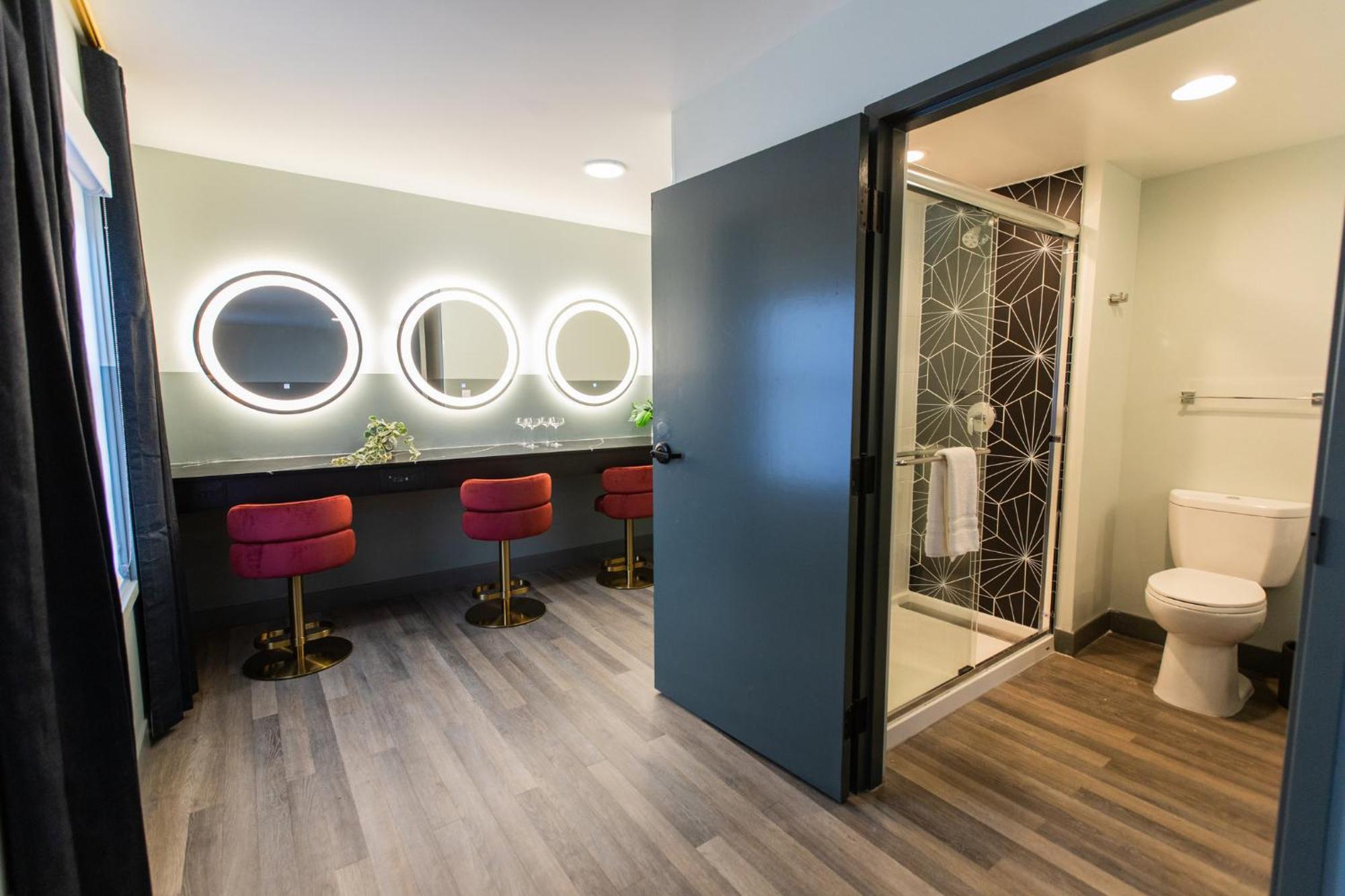 Voco The Darwin - Atlanta Midtown By Ihg Hotel Екстериор снимка